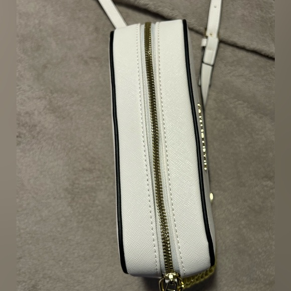 Michael Kors Jet Set Medium Crossbody Purse - Picture 10 of 10